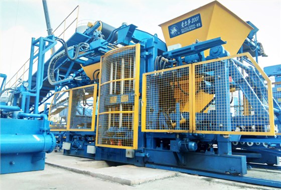 透水磚自動化設(shè)備