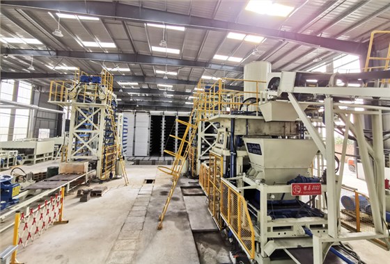 廢渣制磚機(jī)器：西安銀馬砌塊磚機(jī)的&ldquo;四核&rdquo;動(dòng)力！