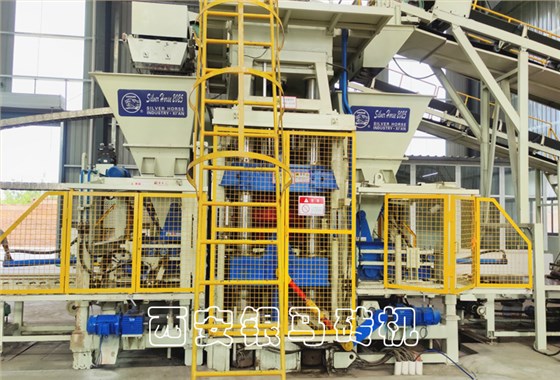 自動化水泥磚機器：連續(xù)陰雨，你的機械設備如何維護？