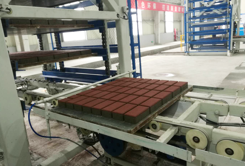 工業(yè)廢渣處理技術(shù)和工業(yè)廢渣制磚機(jī)生產(chǎn)廠家-就選銀馬磚機(jī)