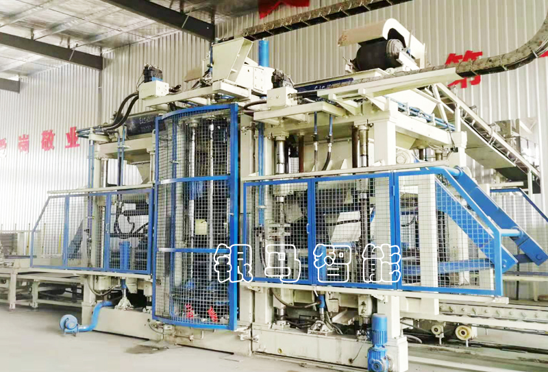 透水磚機日常設備清潔的重要性與養(yǎng)護方法