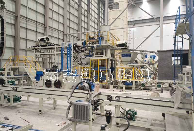 多功能制磚機(jī)：透水磚機(jī)自動化生產(chǎn)線功能與制品應(yīng)用