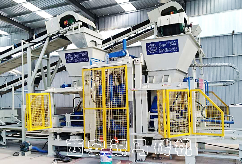 環(huán)保制磚機(jī)成套設(shè)備：水泥磚機(jī)為用戶帶來(lái)創(chuàng)新的意識(shí)和提升動(dòng)能！