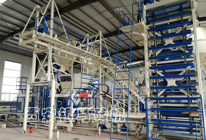 錨定高端，智能透水磚機用科技創(chuàng)新，為中國品牌發(fā)聲！