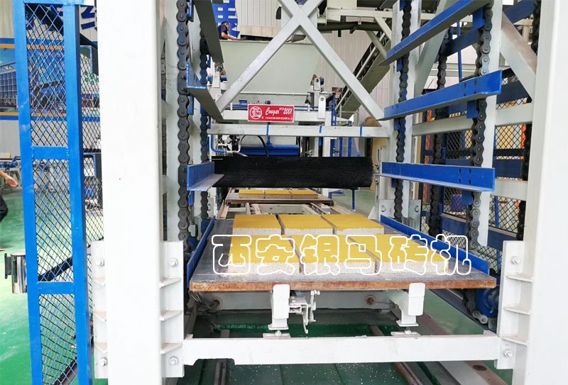 水渣免燒壓磚機：水泥磚機優(yōu)勢與故障處理方案有哪些？