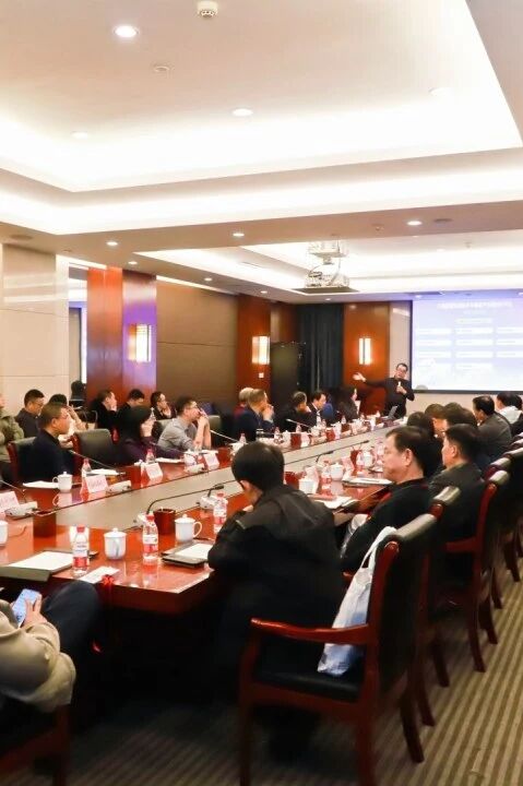 西安銀馬參加煤碳資源型城市煤矸石百千萬(wàn)噸級(jí)產(chǎn)業(yè)化項(xiàng)目技術(shù)方案精準(zhǔn)對(duì)接會(huì)